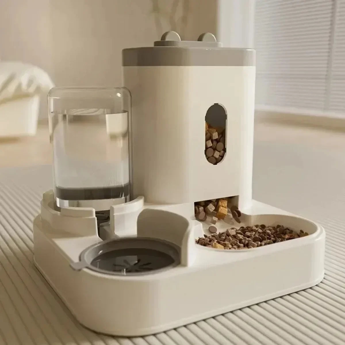 Automatic Feeder Dog Cat Food Bowl With Water Fountain Large Capacity Pet Food Storage Dispenser Container Puppy Pet Accessories
Mangiatoia Doppia Automatica per Cani e Gatti con Fontanella d'Acqua